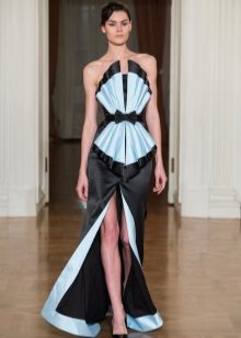 Straight evening dress with a slit