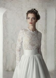 Lace Sarado Wedding Dress