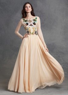 Gabi na damit mula sa Dolce & Gabbana