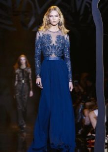 Gabi na damit mula sa Elie Saab na asul