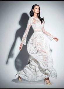Gabi damit mula sa Zuhair Murad puti