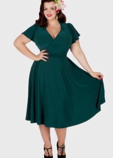 Green evening dress for full