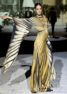 Gabi na damit mula kay Roberto Cavalli