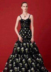Gabi damit mula sa Alexander Mcqueen itim na malambot
