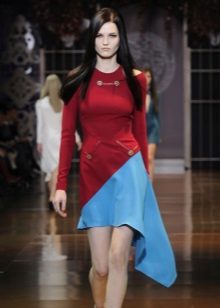 Burgundy dress na may asul na gabi