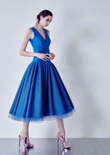 Blue evening dress na may asul na paha