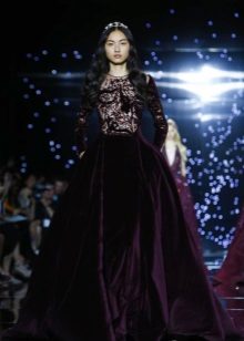 Zuhair Murad gabi ng kahanga-hangang damit 2016