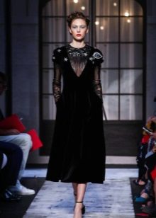 Velvet dress para sa prom 2016