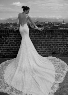 Wedding Dress na may Lace Train