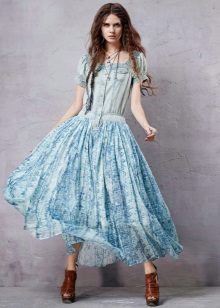 Dress with a top of jeans