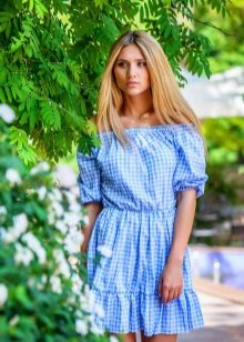 Blue checkered dress sa estilo ng bansa