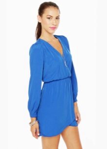 Blue dress na may sleeves