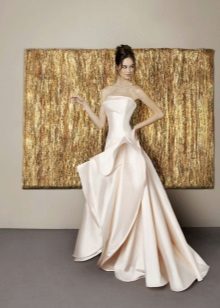 Wedding dress ni Antonia Riva