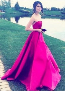 Pusiya ng Long Dress