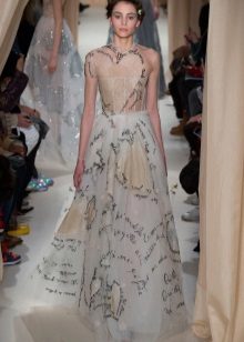 Kasal damit mula sa Valentino 2015