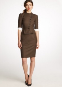 Dress sa opisina ng Brown