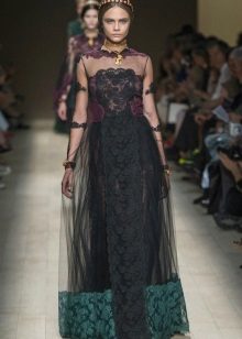 Itim na Organza Dress