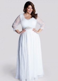 Long white dress with a high waist for full