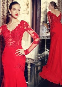 Red lace dress to the floor