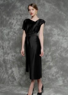 Black dress for work of silk