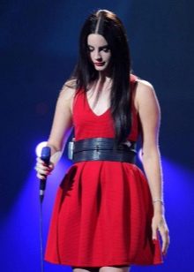 Cherry dress na may malawak na sinturon