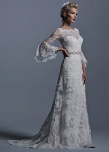 Lace A-Silhouette Wedding Dress
