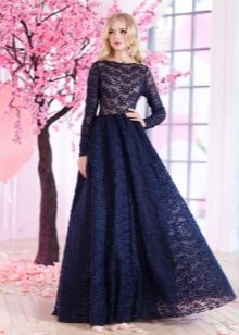 Closed lace dress to the floor
