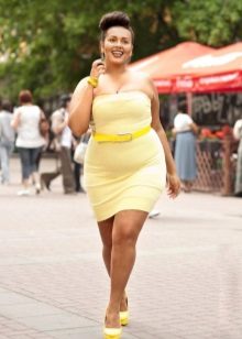 Yellow tight dress for obese women