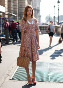 Beige A-line Dress sa Small Medium