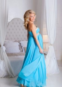 Blue dress for a photo shoot pregnant