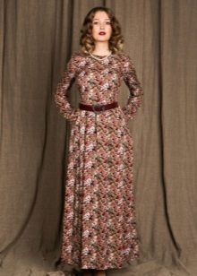 Maxi length dress