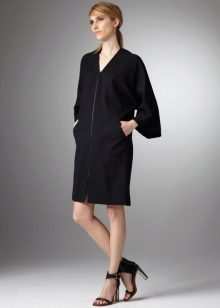 Mainit na tela para sa kimono dress