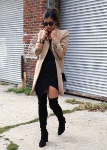 Demi-season dress with a smell in combination with a coat and boots