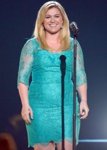 Dresses para sa uri ng figure Apple - Kelly Clarkson