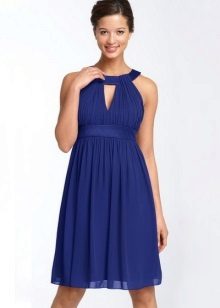 Mataas na baywang damit na may isang neckline