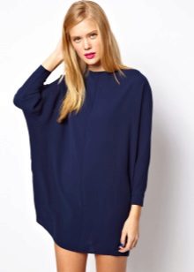 Blue flared bat sleeve na damit