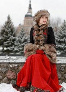 Dusgreyka sa Russian sundress para sa taglamig