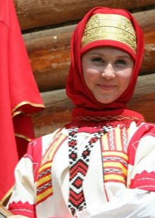  Russian dress at accessories dito