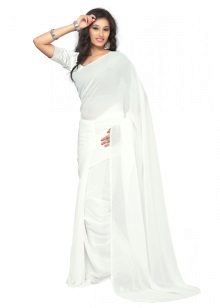 White saree walang mga pattern