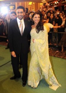 Green dress na may puting burda Aishwarya Paradise