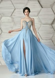 Gabi strapless damit na may palamuti
