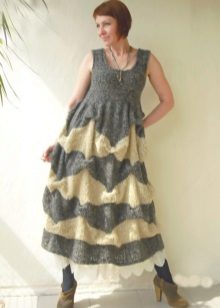 Mahabang mainit na niniting na damit, sundress