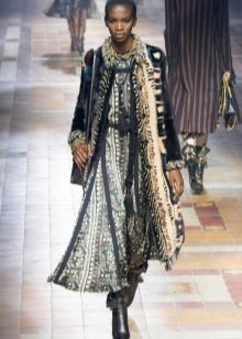 Magdamit sa estilo boho para sa araw-araw na etno