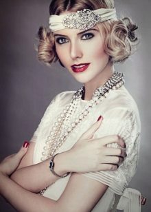 Retro hairstyle