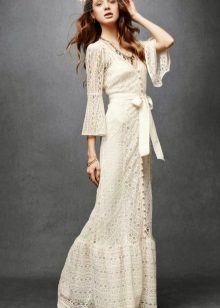 Dress in retro lace