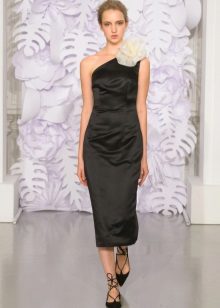 Black fitted dress