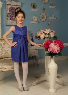 Elegant na dress-case para sa mga batang babae
