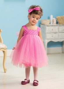 Summer dress para sa mga batang babae mula tulle