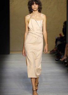 Naka-istilong damit ng spring-summer 2016
