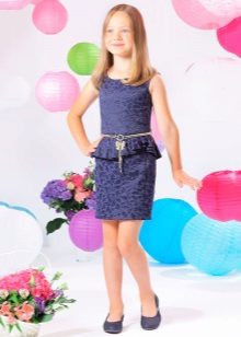 Eleganteng damit ng gabi para sa batang babae na may basky